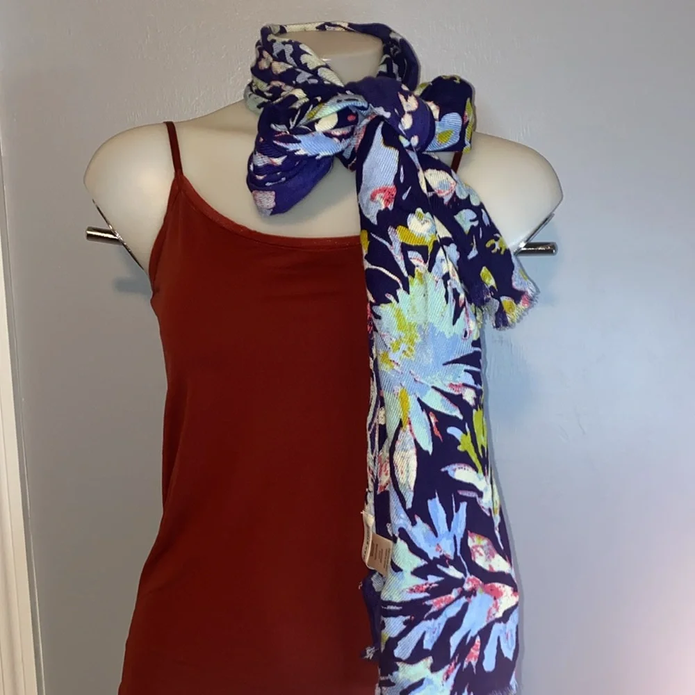 Max‎ Studio Long Rectangular Flowers and Bids Rayon Scarf